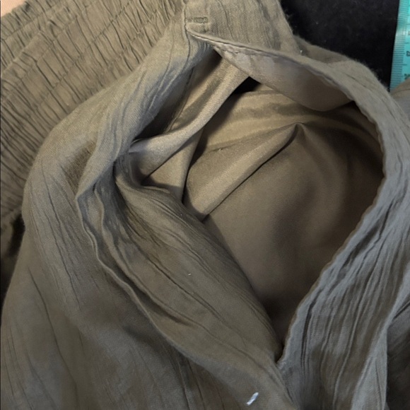 H&M Crinkled palazzo Green Wide-Leg Pants with pockets Sz M - Picture 8 of 14